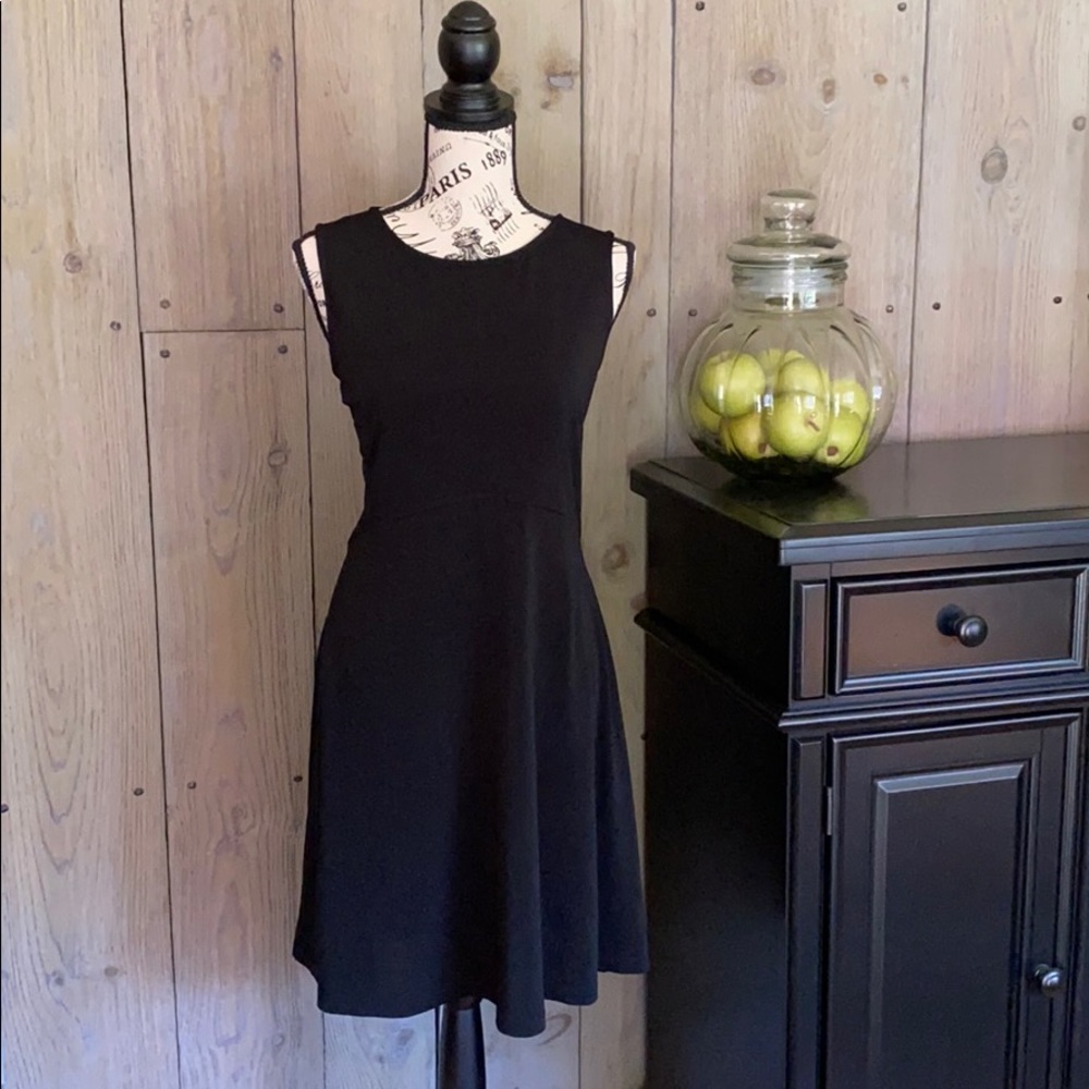 Apt 9 Stretch Empire Waist
